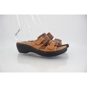 Clarks Women's Delana Fenela Sandal Size 8 Strappy Slide Leather Casual Shoe